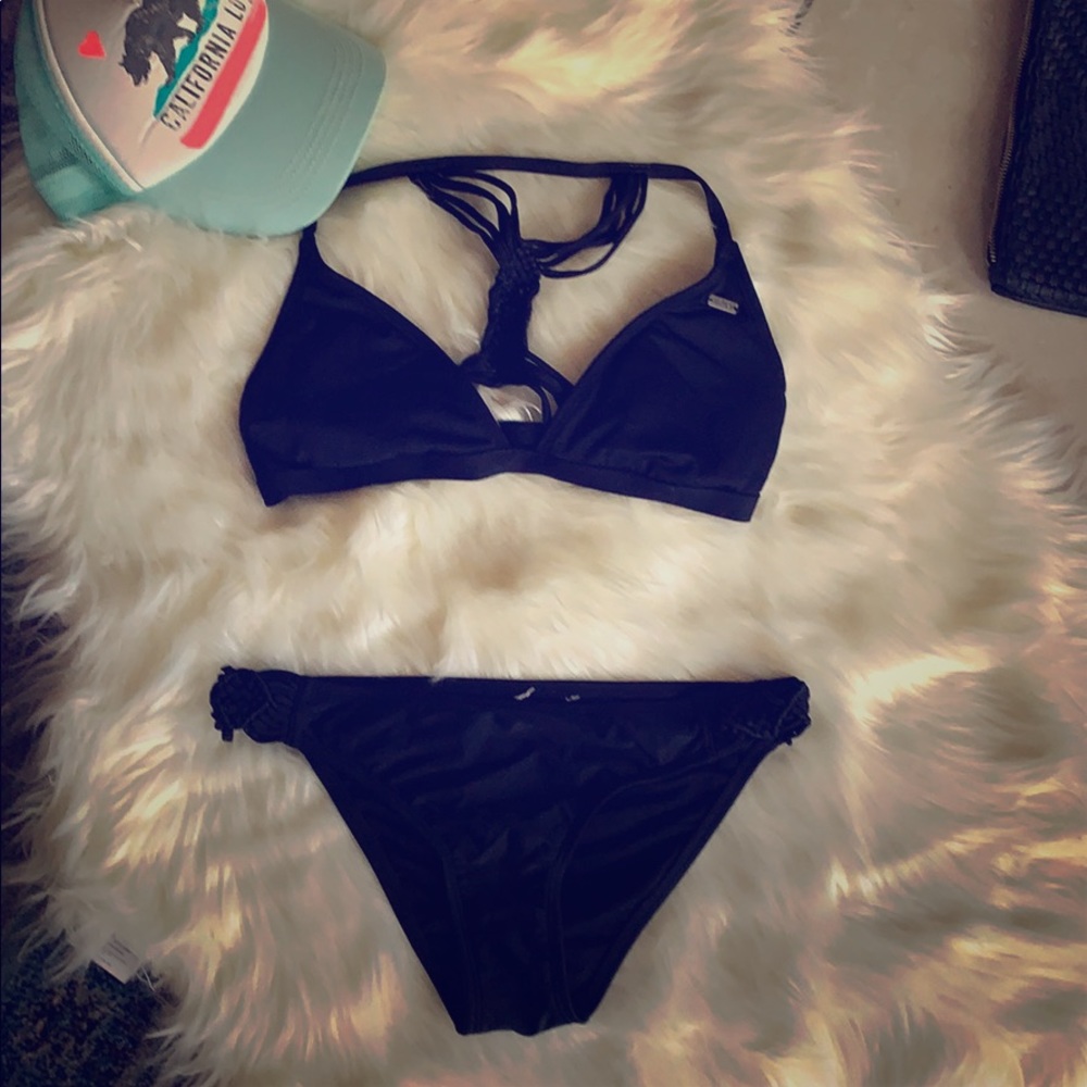 Roxy briaded detail bikini